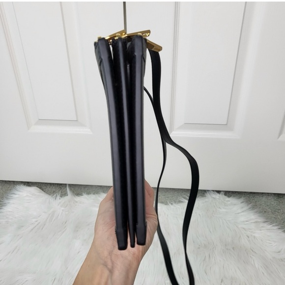 ‼️WOW‼️ BALMAIN PARIS B-Army 26 Logo Leather Crossbody Handbag Purse Black - Picture 7 of 14